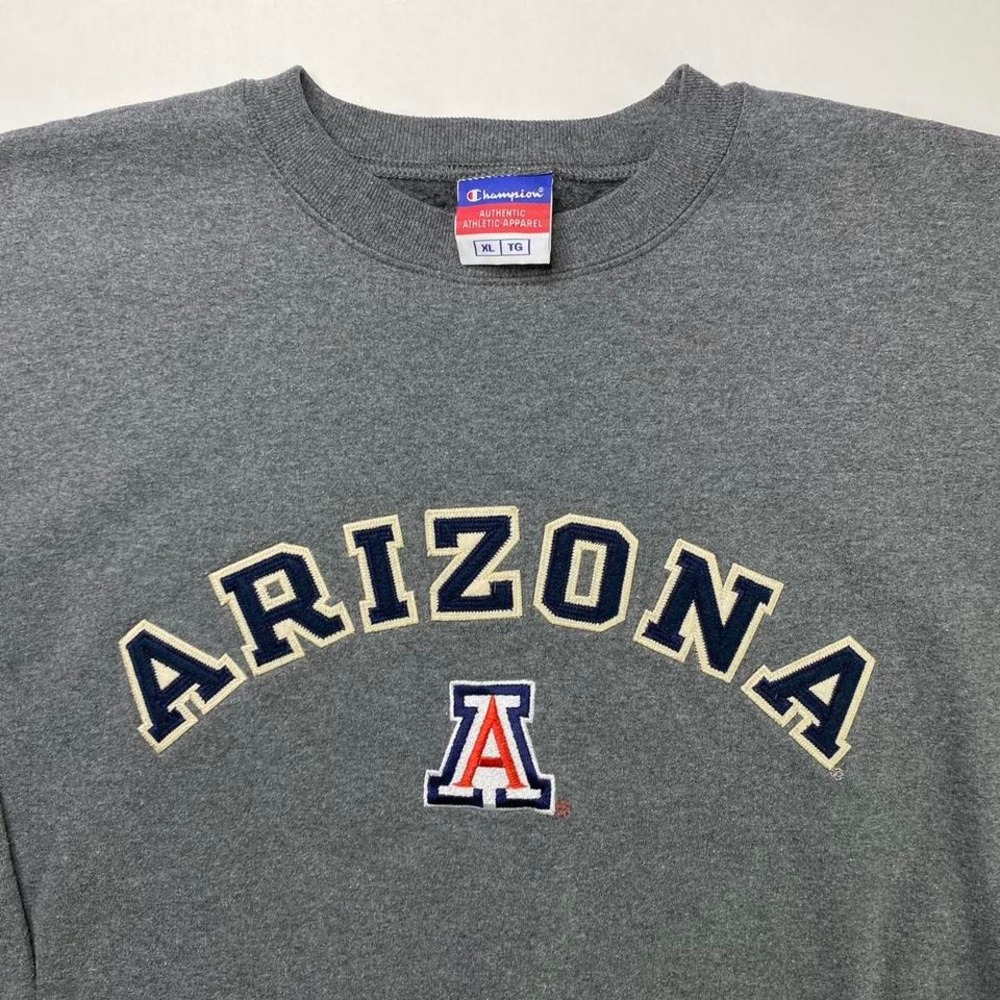 Vintage 90s Arizona Wildcats Champion sweater - Picture 2 of 4